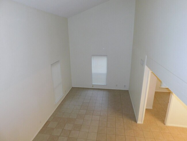 8208 Hood Cir Austin, TX 78745 photo 3