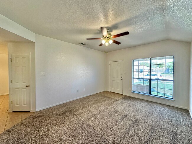 3102 Dannen Ct Killeen, TX 76549 photo 5