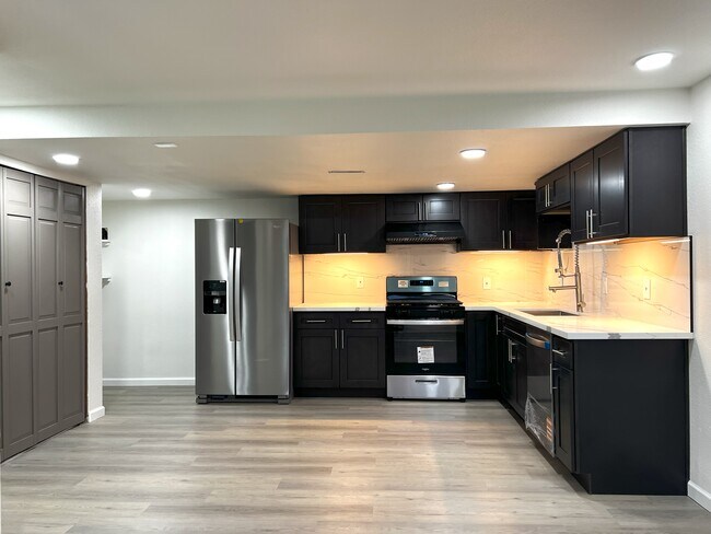 32902 26th Place Southwest, Federal Way, WA 98023 photo 3