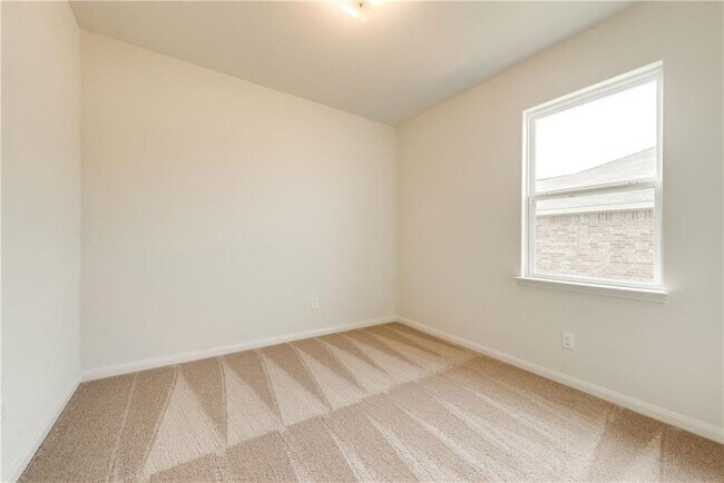 9425 Bald Cypress St Forney, TX 75126 photo 5