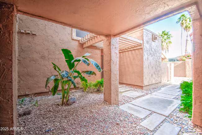 5640 E Bell Rd Scottsdale, AZ 85254 photo 2