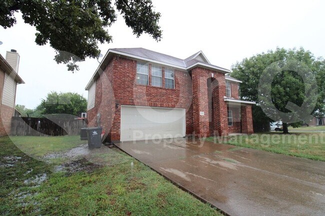 7023 O'Connor St Arlington, TX 76002 photo 3