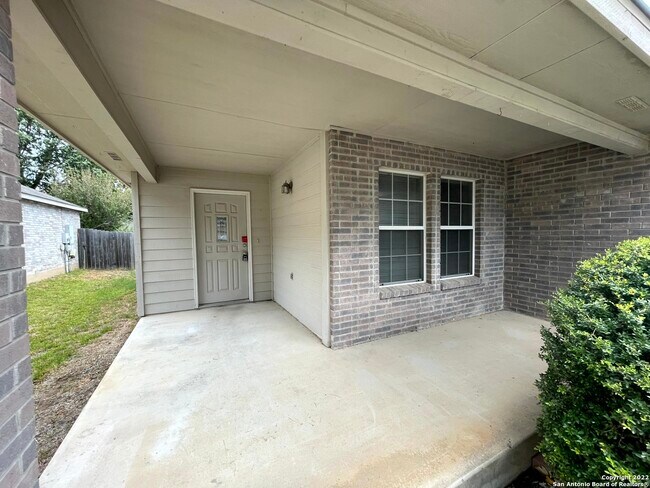4027 Bulverde Pkwy San Antonio, TX 78259 photo 2