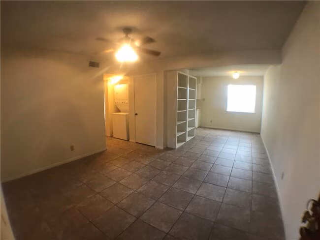 2408 Longview St Austin, TX 78705 photo 5