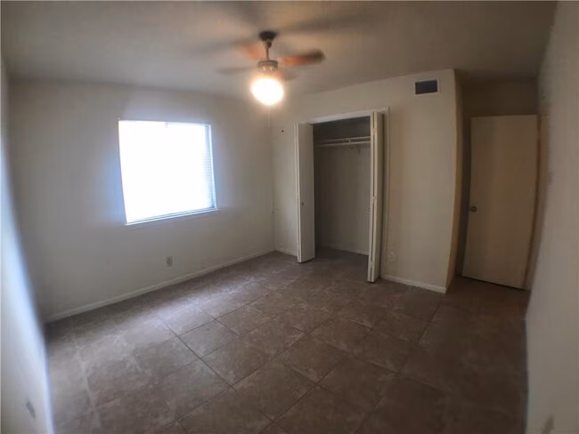 2408 Longview St Austin, TX 78705 photo 4