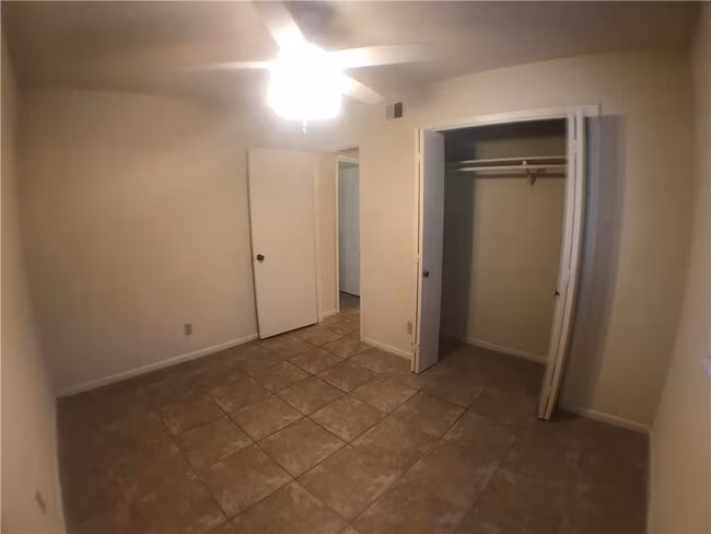 2408 Longview St Austin, TX 78705 photo 3