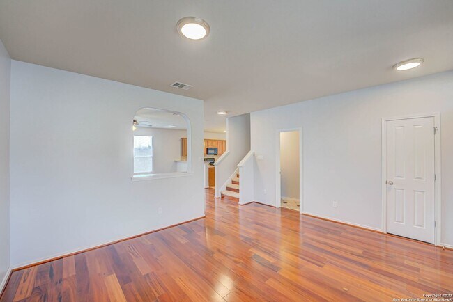 3702 Pinyon Pne San Antonio, TX 78261 photo 4