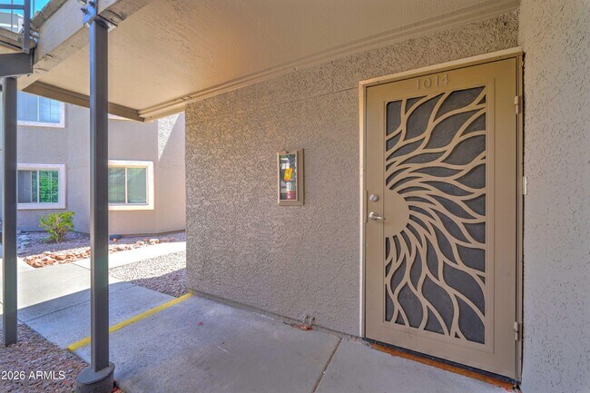 1720 E Thunderbird Rd Phoenix, AZ 85022 photo 3