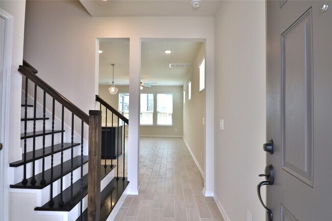 10506 Blankiet Lane, Houston, TX 77025 photo 5