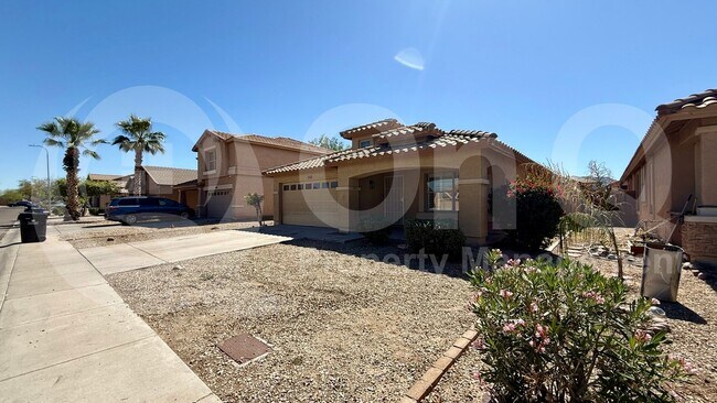 3323 W St Anne Ave Phoenix, AZ 85041 photo 4