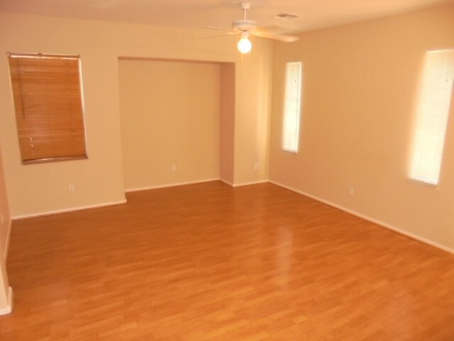 22031 N 30th Ln Phoenix, AZ 85027 photo 5