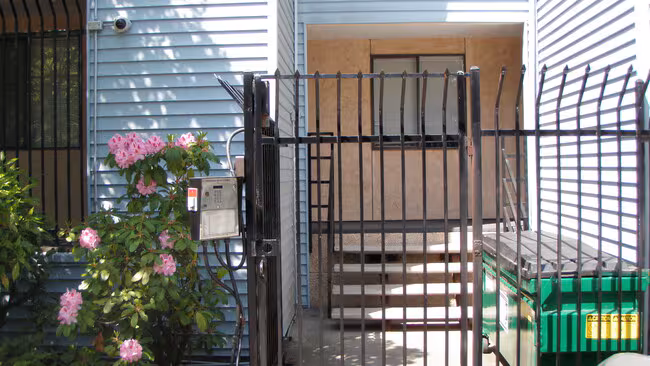 New Horizons Apartments photo 3
