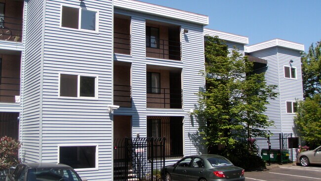 New Horizons Apartments photo 2