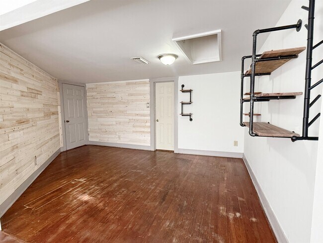 2405 Sunset Boulevard, Houston, TX 77005 photo 3