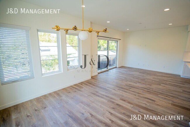 1369 N VULCAN Ave ENCINITAS, CA 92024 photo 4