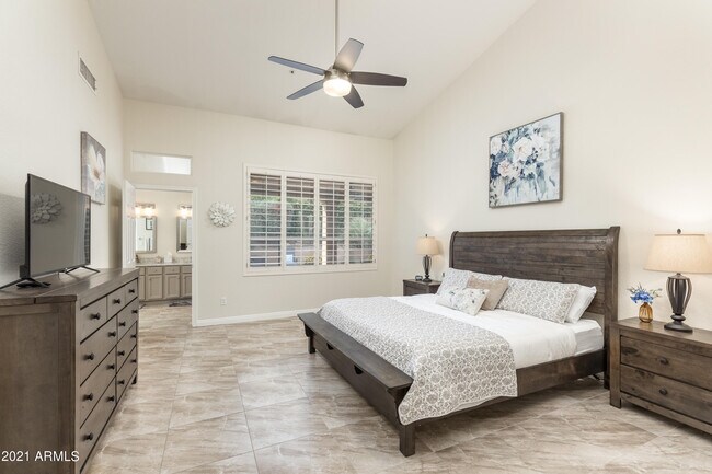 11160 E Greythorn Dr Scottsdale, AZ 85262 photo 2