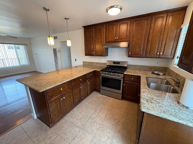 3838 Chamoune Ave San Diego, CA 92105 photo 4