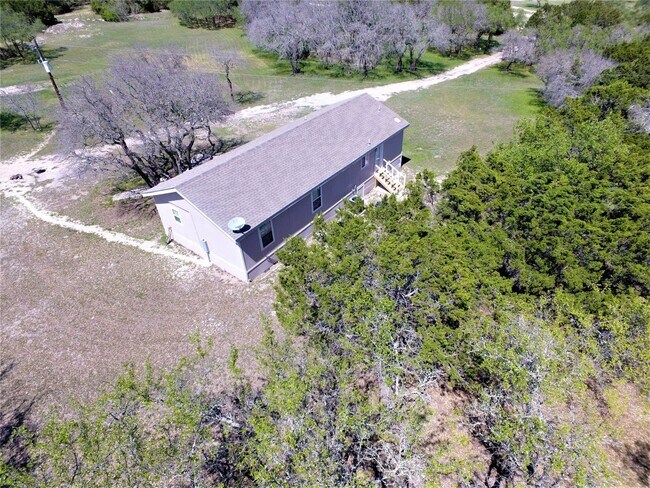 14300 Rock Cliff Dr Leander, TX 78641 photo 3