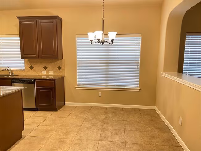 3918 Bowstring Bend Cedar Park, TX 78613 photo 5