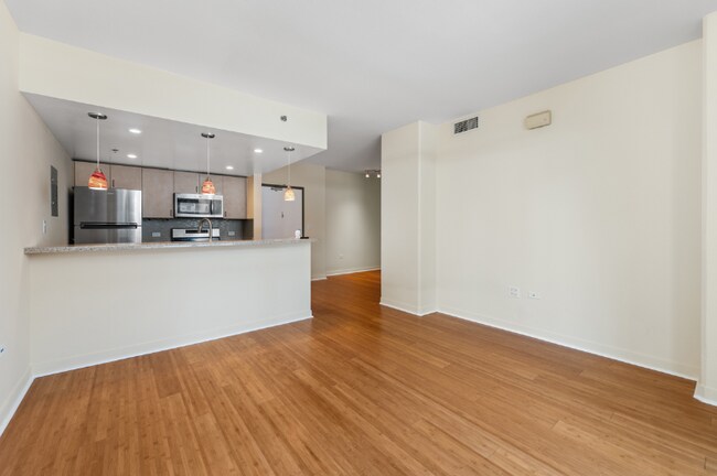 425 W Beech St San Diego, CA 92101 photo 5