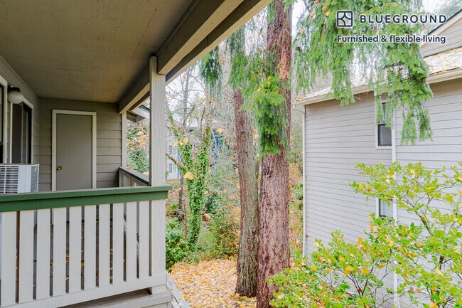 15850 NE 40th St Redmond, WA 98052 photo 4