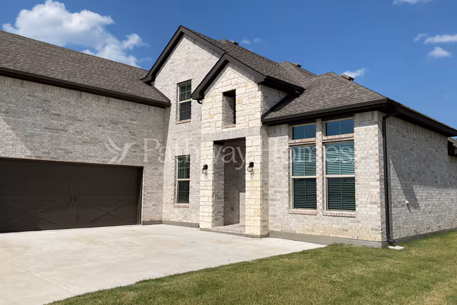 1002 Stillmeade Dr Midlothian, TX 76065 photo 2