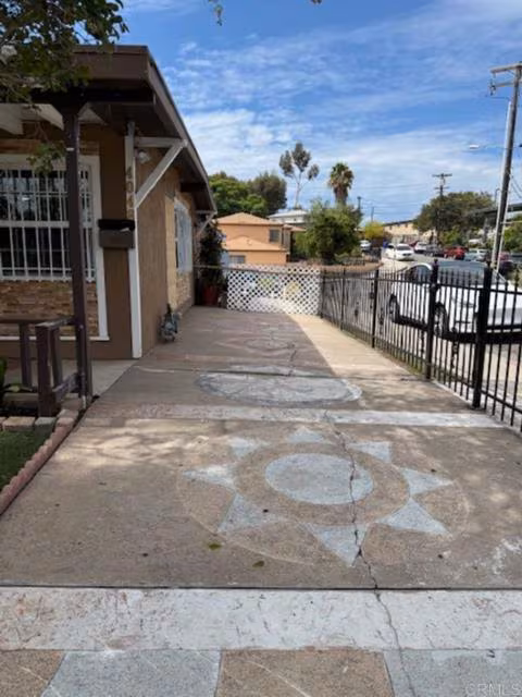 4048 52nd St San Diego, CA 92105 photo 4