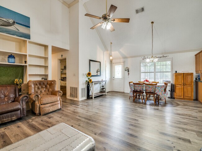 810 Laurence Drive, Heath, TX 75032 photo 3