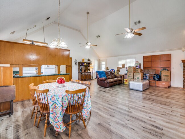 810 Laurence Drive, Heath, TX 75032 photo 5