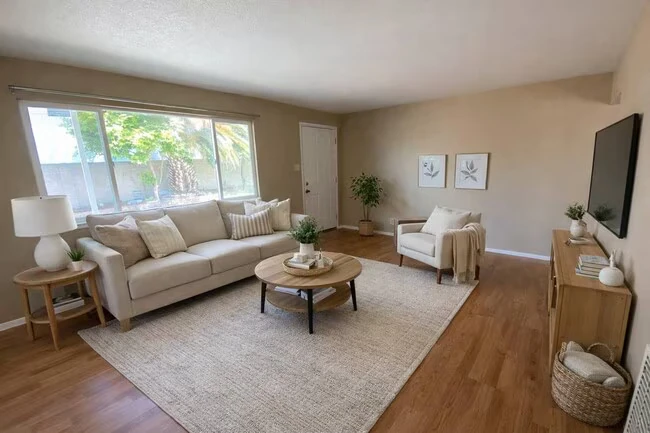 21927 Vallejo St Hayward, CA 94541 photo 2