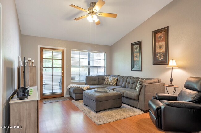 6885 E Cochise Rd Paradise Valley, AZ 85253 photo 5