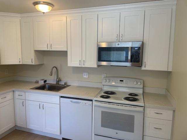 4416 Moorpark AVE 2 photo 3
