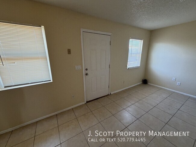 1757 E Harvard St Phoenix, AZ 85006 photo 5
