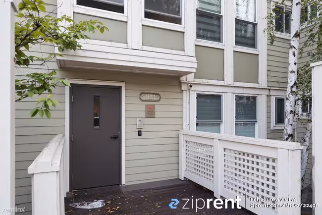 1290 Rhode Island Street, San Francisco, CA 94107 photo 3