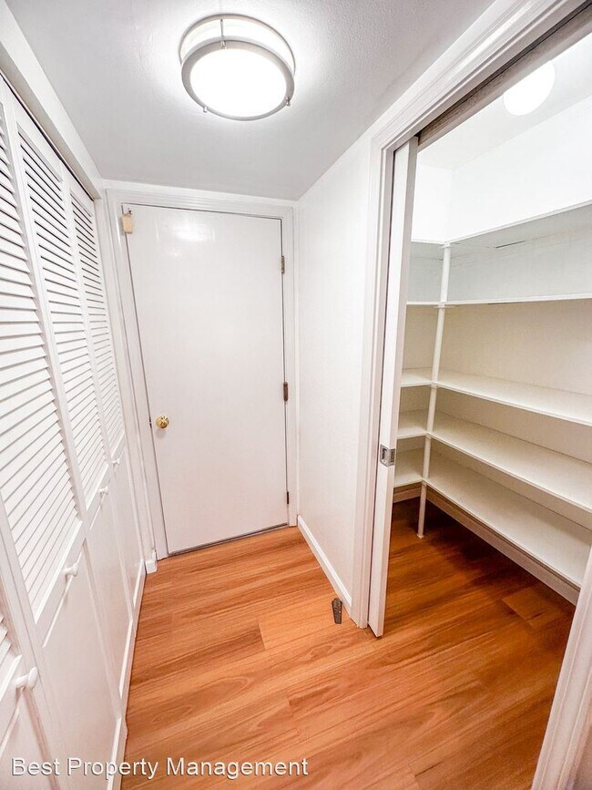 27716 Medlar Dr. photo 4