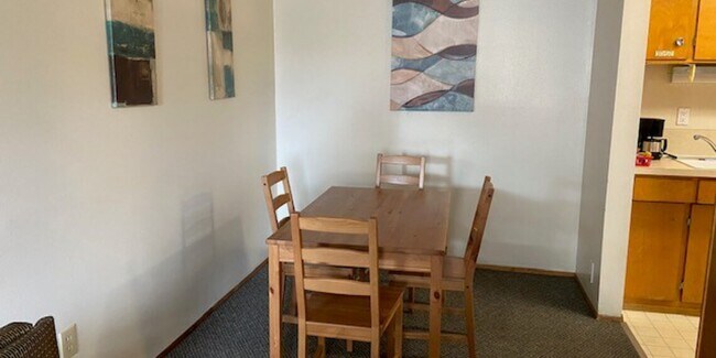 4731 12th Ave NE Seattle, WA 98105 photo 5