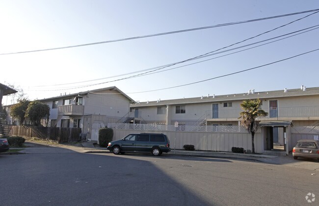 27033 Belvedere Court, Hayward, CA 94544 photo 2