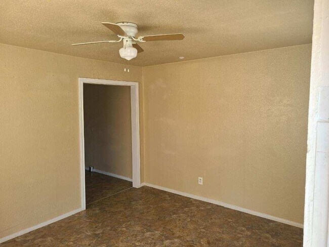 2808-2810 Stuart Dr Fort Worth, TX 76104 photo 5
