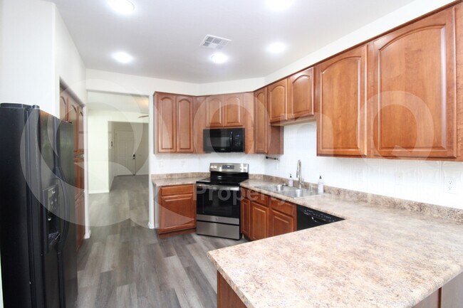 21066 E Munoz St Queen Creek, AZ 85142 photo 4