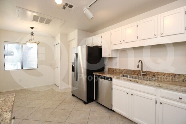 15050 N Thompson Peak Pkwy Scottsdale, AZ 85260 photo 5