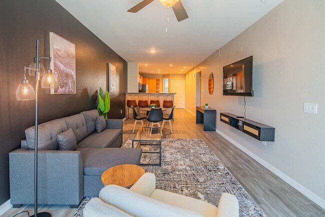 1275 E University Dr Tempe, AZ 85288 photo 2