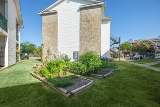 Middletowne photo 5