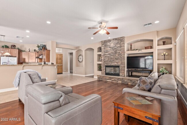 12706 S 176th Ln Goodyear, AZ 85338 photo 5