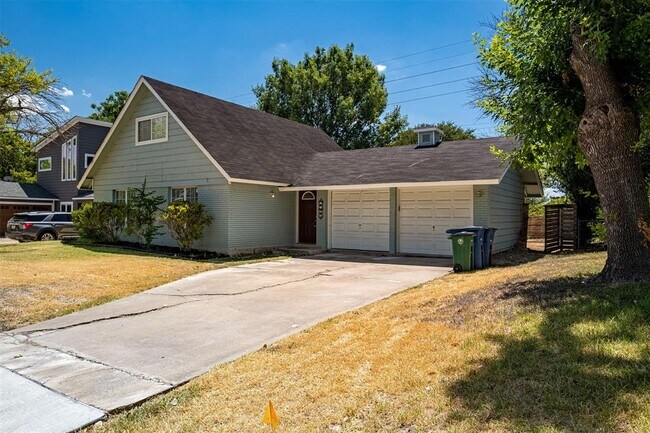 Great Central/East Austin 3 Bedroom, 2 Bath 2 Story Home photo 2