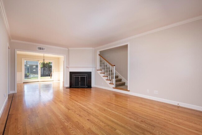 429 30th Avenue, San Mateo, CA 94403 photo 2