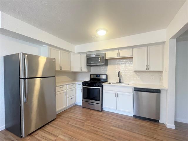 2309 Wesley St Greenville, TX 75401 photo 4