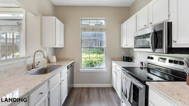 3030 Telegraph Ave Berkeley, CA 94705 photo 3