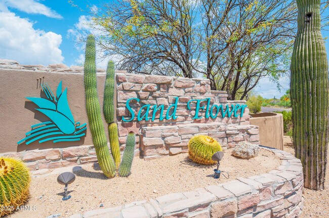 8193 E SAND FLOWER Drive photo 4