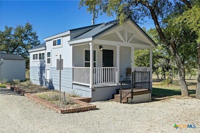 257 Cr-278 Liberty Hill, TX 78642 photo 3
