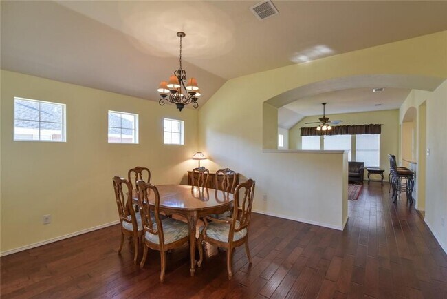 508 Titleist Drive, Mansfield, TX 76063 photo 3